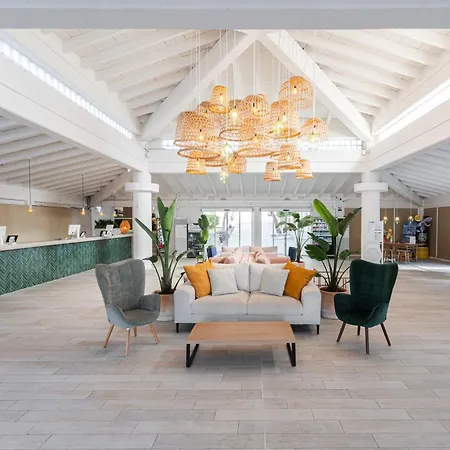 Θέρετρο Fergus Club Europa Παγκουέρα