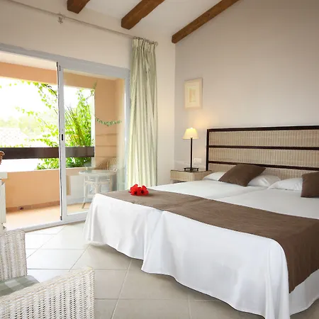 Fergus Club Europa 4* Пагуэра