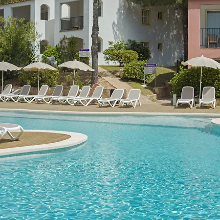 منتجع Fergus Club Europa باغيرا