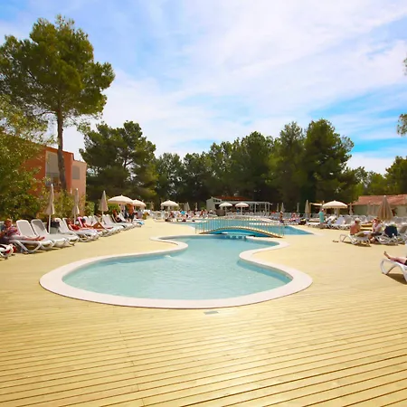 Fergus Club Europa منتجع