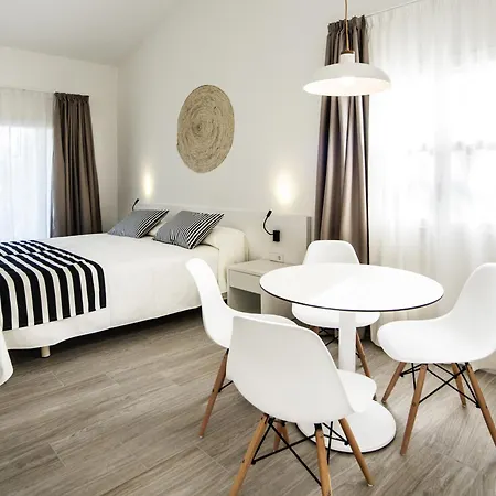 Fergus Club Europa Пагуэра