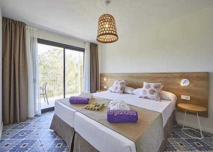 Fergus Club Europa منتجع 4*