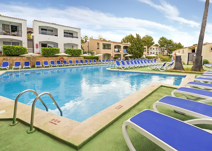 Fergus Club Europa منتجع 4*